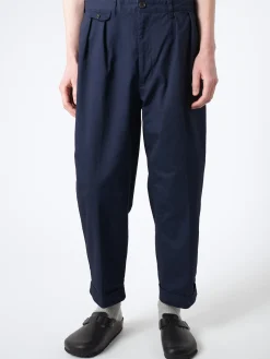 BEAMS PLUS - 2 Pleat Chino in Navy
