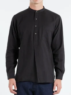 BEAMS PLUS - Linen Cotton Herringbone Band Collar Pullover Shirt in Black