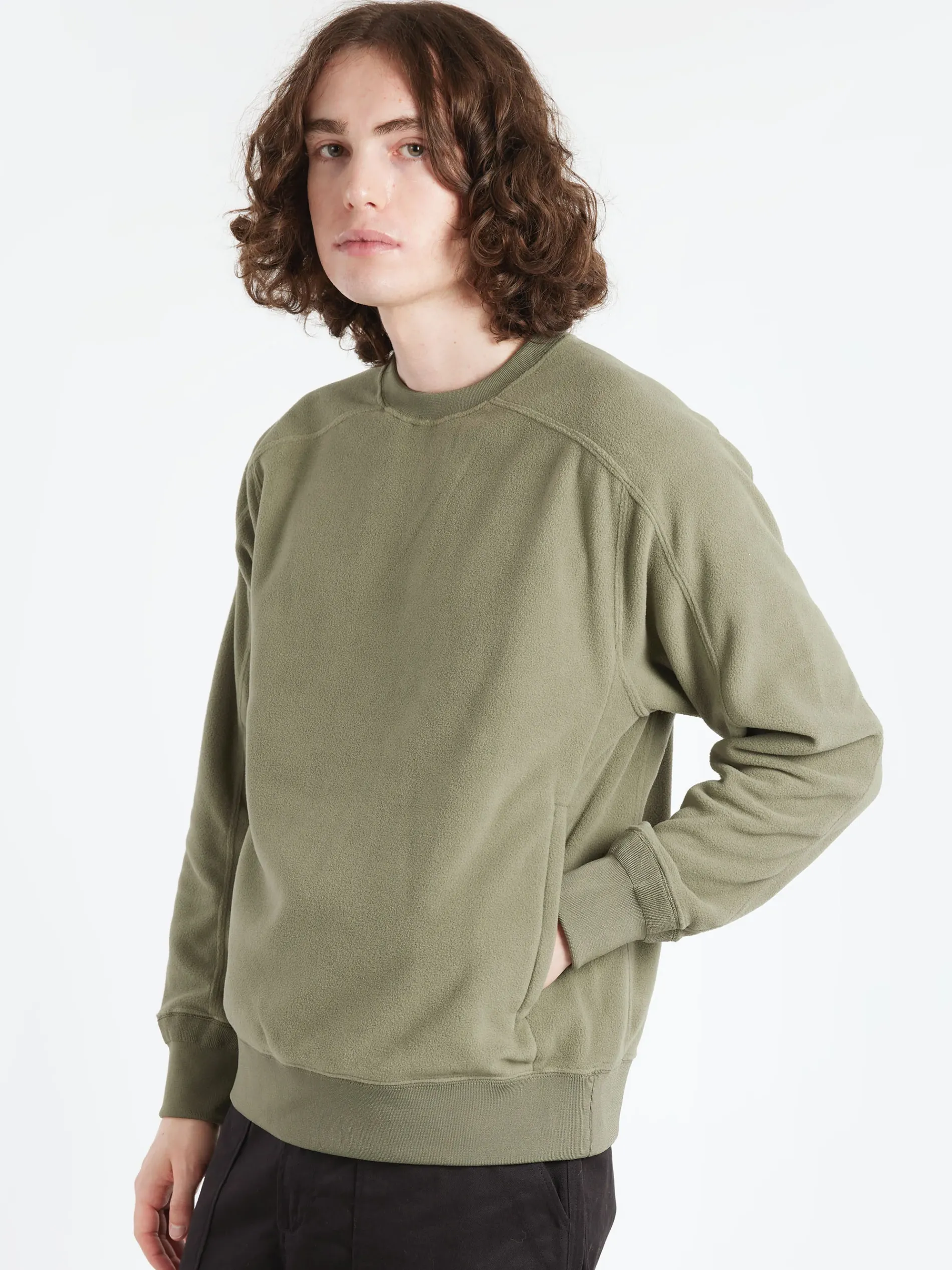 BEAMS PLUS - MIL Crew Fleece in Olive