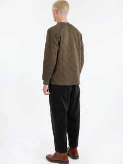 BEAMS PLUS - MIL Quilt Crew in Olive