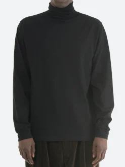 BEAMS PLUS - Turtleneck T-Shirt in Black