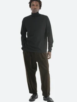 BEAMS PLUS - Turtleneck T-Shirt in Black