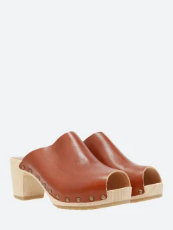 Bosabo - Rosko Clogs in Cognac Vegetal