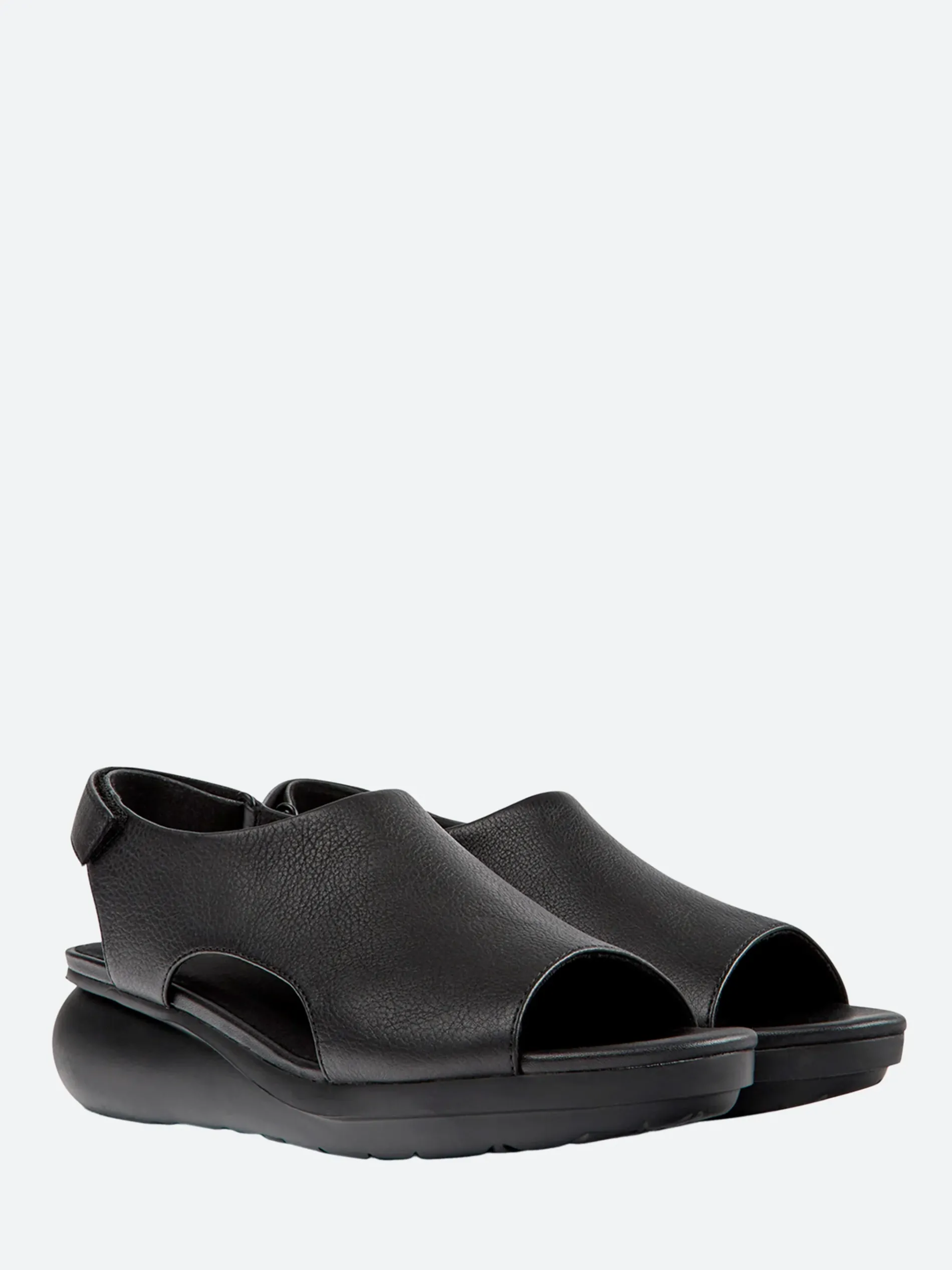 Camper - Balloon Cut-Out Sandal in Black