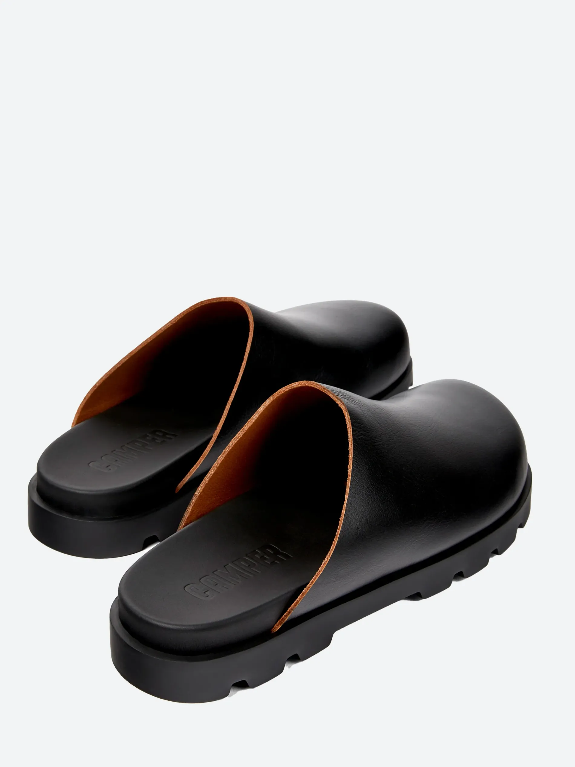 Camper - Brutus Clogs in Black