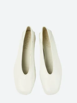 Camper - Casi Myra Ballerina Flats in White