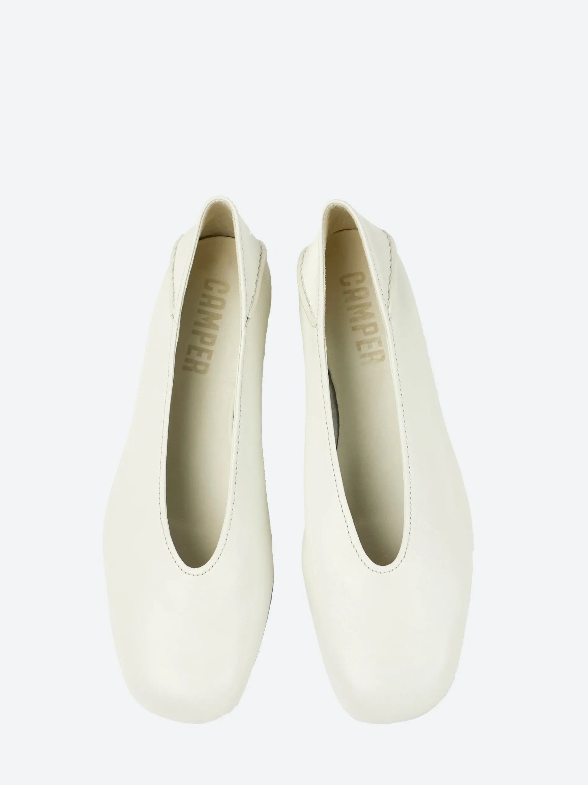 Camper - Casi Myra Ballerina Flats in White