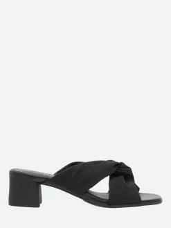 Camper - Katie Sandal in Black