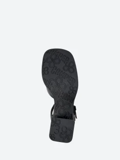 Camper - Kora Sandals in Black