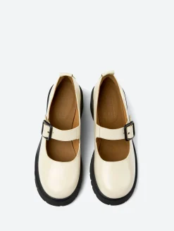 Camper - Milah Mary Jane in White Natural