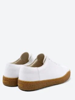 Camper - Peu Terreno in White