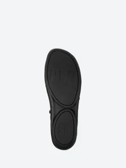 Camper - Right Nina Lace-Up Flats in Black