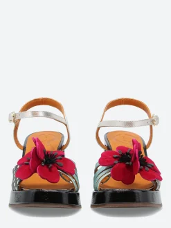 Chie Mihara - Nassun in Black and Cerise