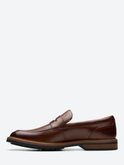 Clarks - Aldwin Step Loafer in Mid Tan Leather