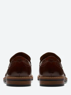 Clarks - Aldwin Step Loafer in Mid Tan Leather
