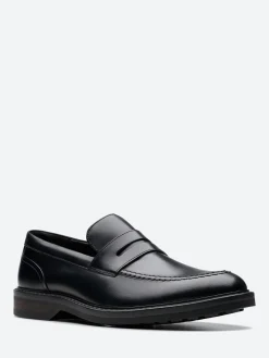 Clarks - Aldwin Step Loafer in Black