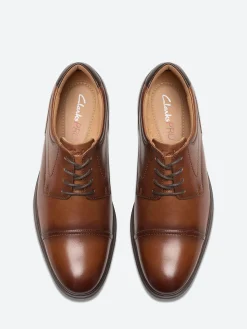 Clarks - Eldredge Cap in Dark Tan