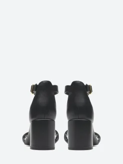 Clarks - Ezoria Mae in Black