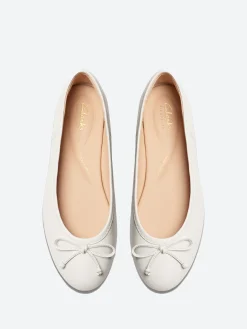 Clarks - Fawna Lily in White