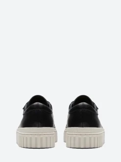 Clarks - Mayhill Walk in Black