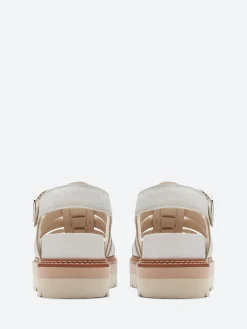 Clarks - Orianna Twist in Off White