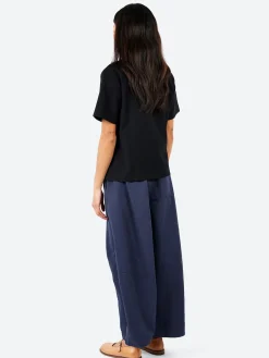 Girls Of Dust - Pocket T in Black