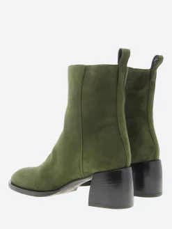 gravitypope - Nalita in Cespuglio Camoscio