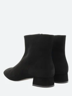 gravitypope - Nama in Nero Suede