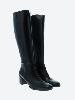 gravitypope - Zada in Black Coy