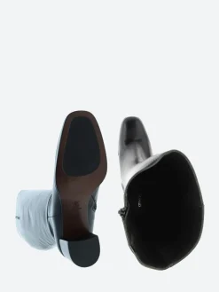 gravitypope - Zada in Black Coy