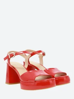 gravitypope - Zelie in Fresa Baku