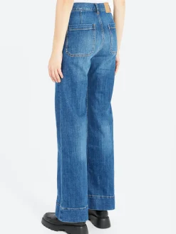 Jeanerica - St Monica in Vintage 62