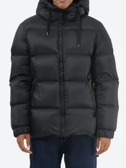 Kanuk - Molly in Black