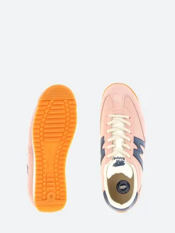 Karhu - Mestari in Rose and Blues