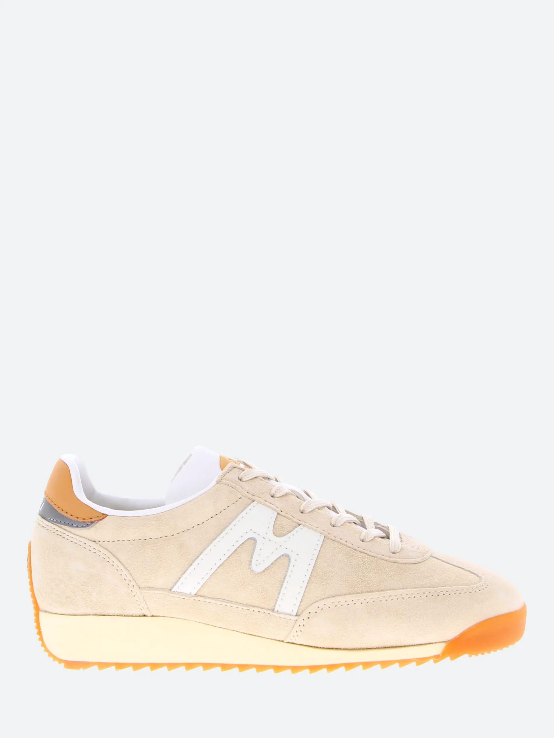 Karhu - Mestari in Turtledove and White