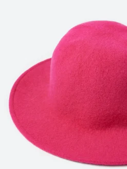 Kopka Accessories - Knitted Floppy Hat in Pink