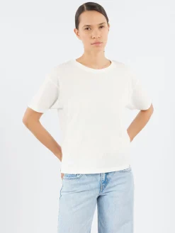 Merz b. Schwanen - Women's Loose Fit T-Shirt in White