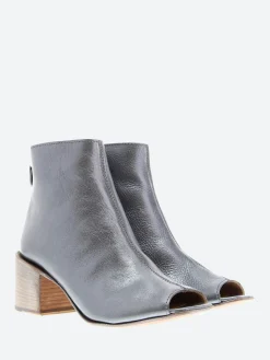 Moma - 47903 in Elephant Flash