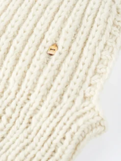 Myssy - Hile Hood in White