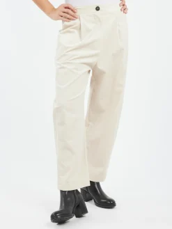 Neirami - Cord Pants with Pleats in Panna