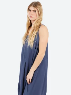 Neirami - Long Dress in Blue