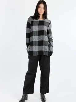 Neirami - P017 Stitched Trousers in Nero