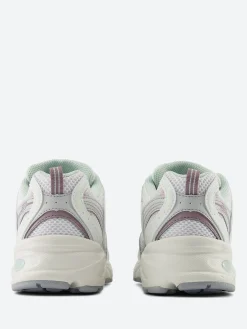 New Balance - 530 in Sea Salt Rose