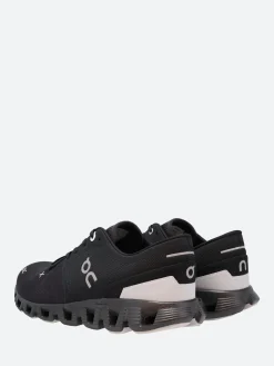 On - Cloud X 3 in Black