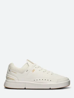 On - Women's The Roger Centre Court in White and Gum