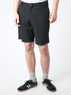 Reigning Champ - Coach's Short in Black