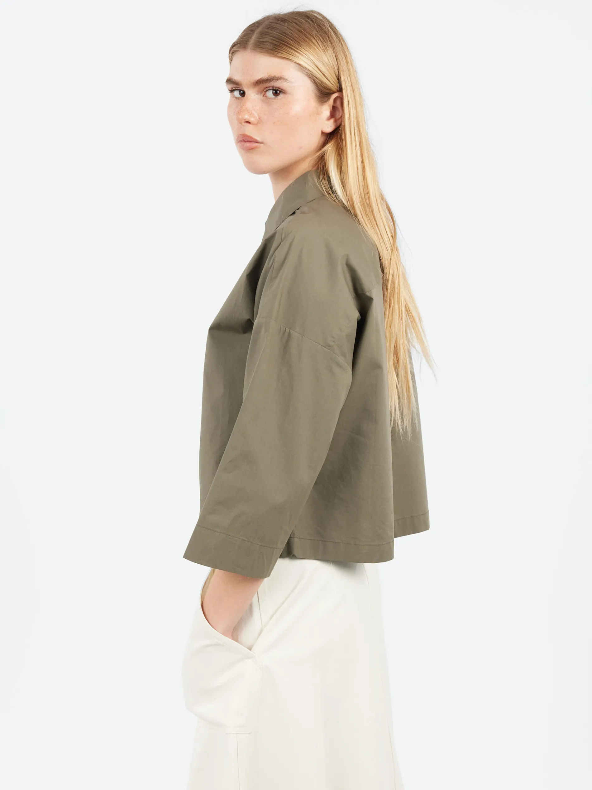 Roberto Collina - Cropped Shirt in Militare