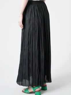 Roberto Collina - Pleated Skirt in Nero
