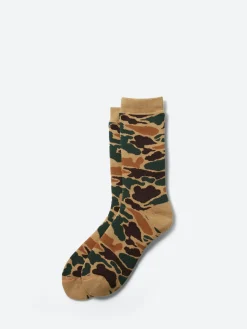 ROTOTO - Pile Camo Crew Socks in Khaki