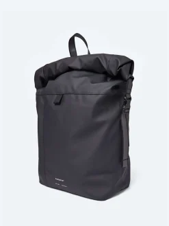 Sandqvist - Konrad in Black